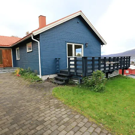 Close To Center, 1.2 Km, 1-bedroom, View *