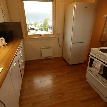 Close To Center, 1.2 Km, 1-bedroom, View *